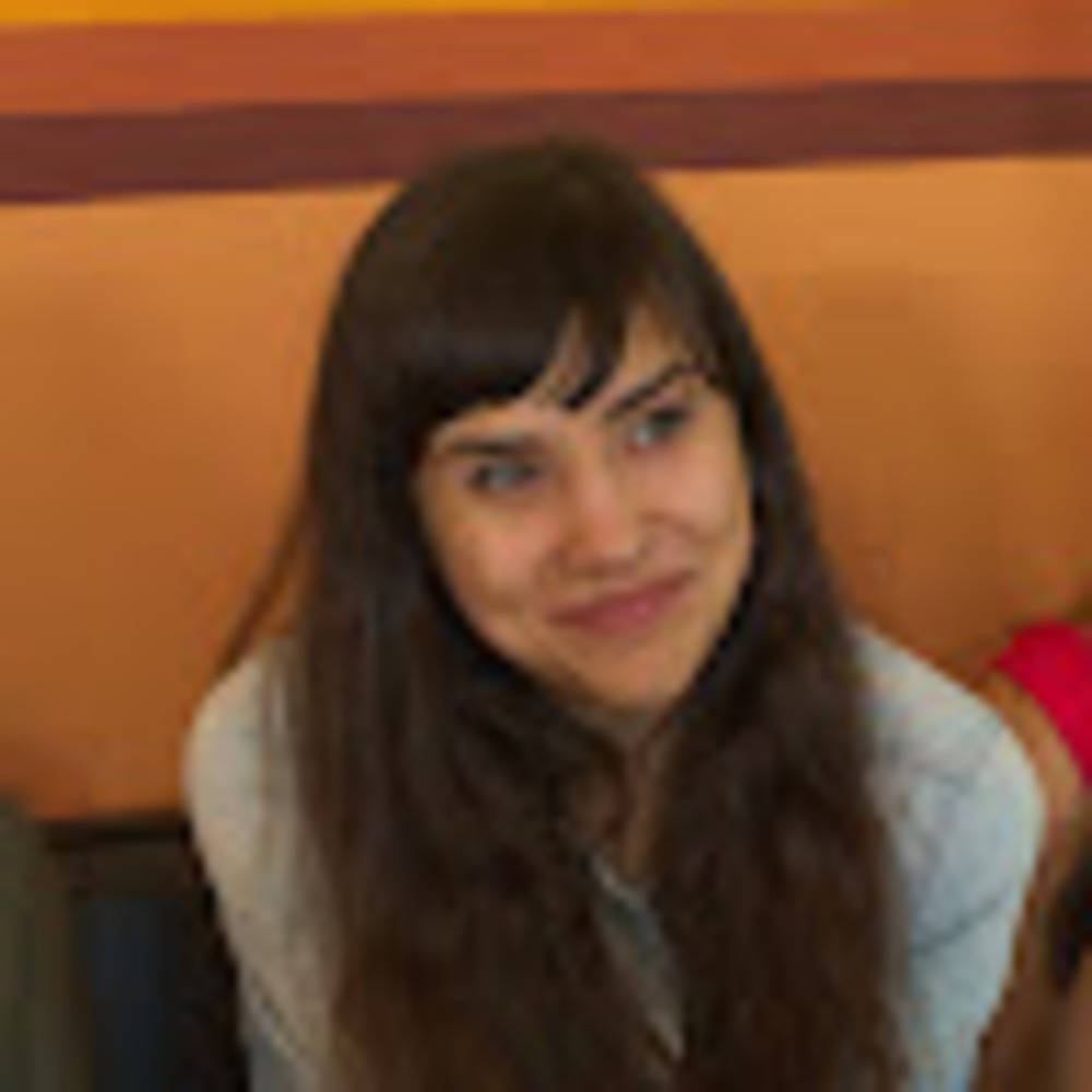 Meet your Posher, Analia